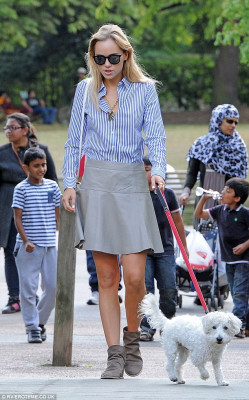 Suki Waterhouse pic #723035