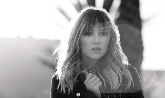 Suki Waterhouse pic #699873