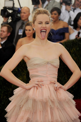 Suki Waterhouse pic #698077