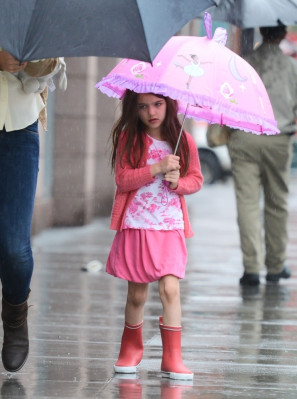 photo 20 in Suri Cruise gallery [id516527] 2012-07-29 00:00:00