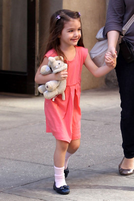 photo 9 in Suri Cruise gallery [id259292] 2010-05-27 00:00:00