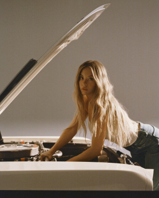 Sydney Sweeney - American Eagle 'The Sydney Jean' Campaign 2025