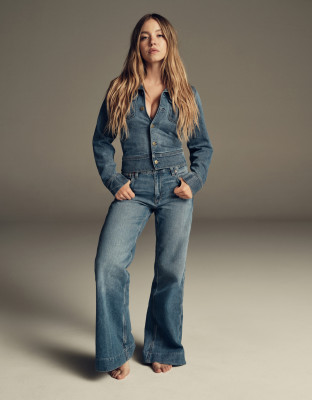 Sydney Sweeney - American Eagle 'The Sydney Jean' Campaign 2025