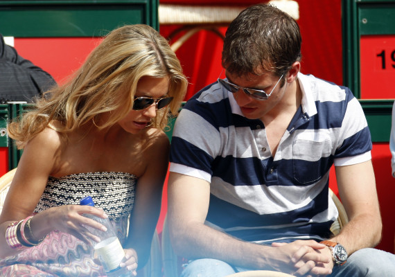 Sylvie Van Der Vaart pic #339740
