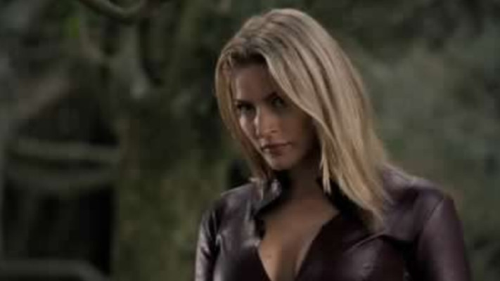 Tabrett Bethell pic #1224891