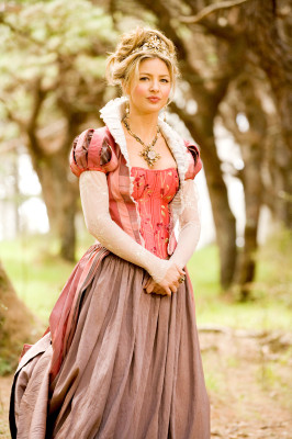 Tabrett Bethell pic #918714