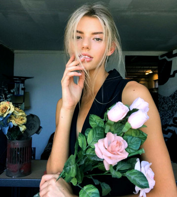 Talia Papantoniou pic #1064602