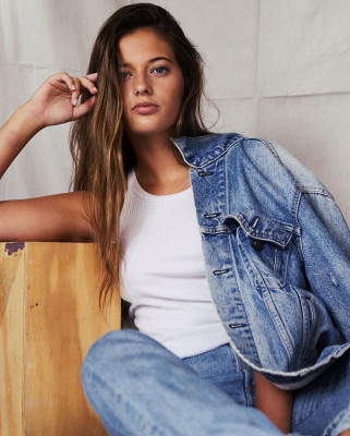 Taya Brooks pic #1205643
