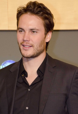 Taylor Kitsch pic #539456