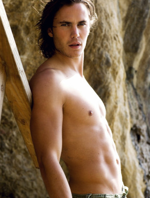 Taylor Kitsch pic #207993