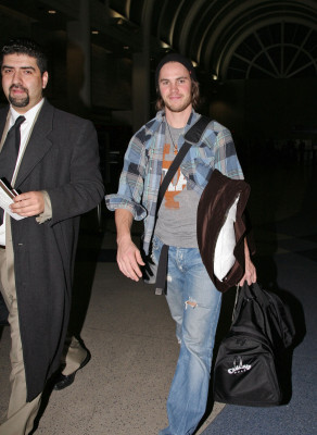 Taylor Kitsch pic #536655