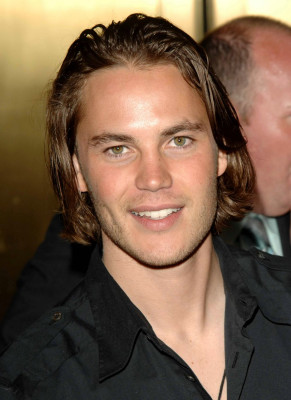 Taylor Kitsch pic #535506