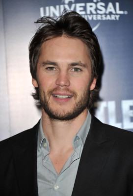 Taylor Kitsch pic #534512
