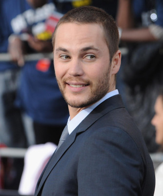 Taylor Kitsch pic #530961