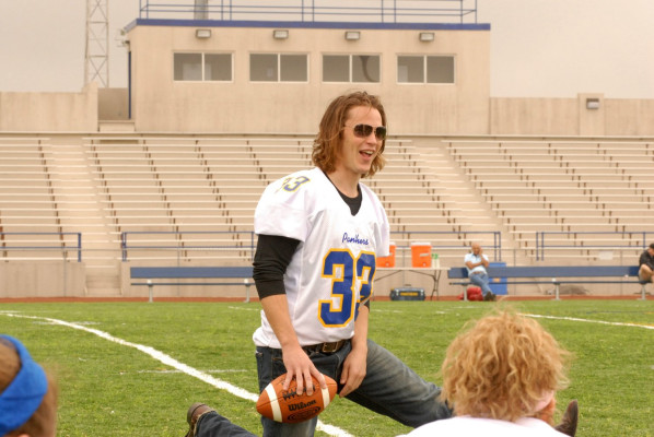 Taylor Kitsch pic #531775