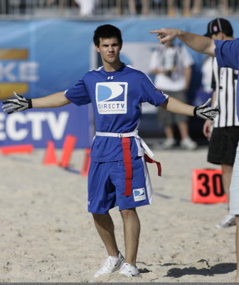 Taylor Lautner pic #251935