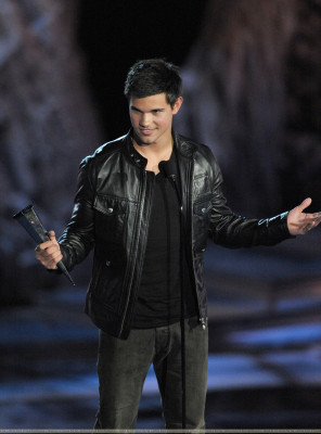 Taylor Lautner pic #253362