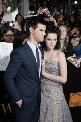 photo 11 in Taylor Lautner gallery [id292813] 2010-10-04 00:00:00