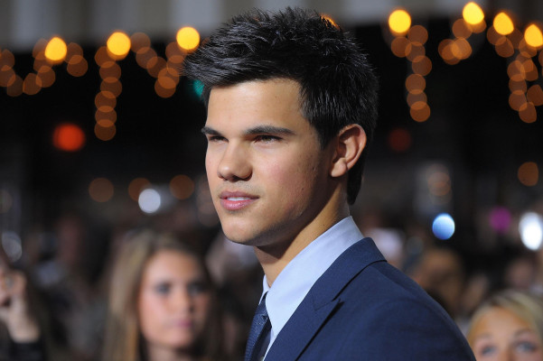 photo 3 in Taylor Lautner gallery [id292821] 2010-10-04 00:00:00