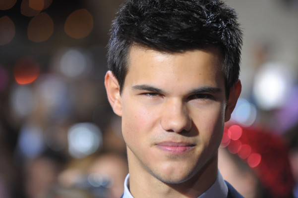 photo 6 in Taylor Lautner gallery [id292818] 2010-10-04 00:00:00