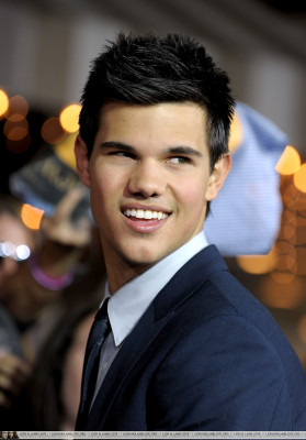 Taylor Lautner pic #207694