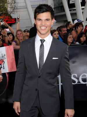 Taylor Lautner pic #270410