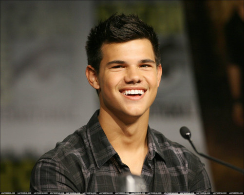 Taylor Lautner pic #257070