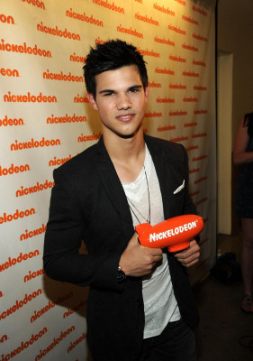 Taylor Lautner pic #247760