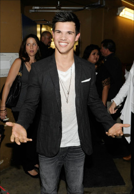 Taylor Lautner pic #257902