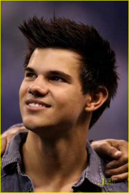 Taylor Lautner pic #231413