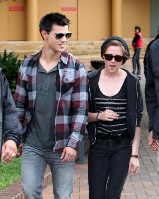 Taylor Lautner pic #262433