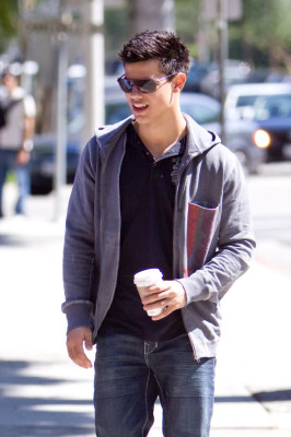 Taylor Lautner pic #290798