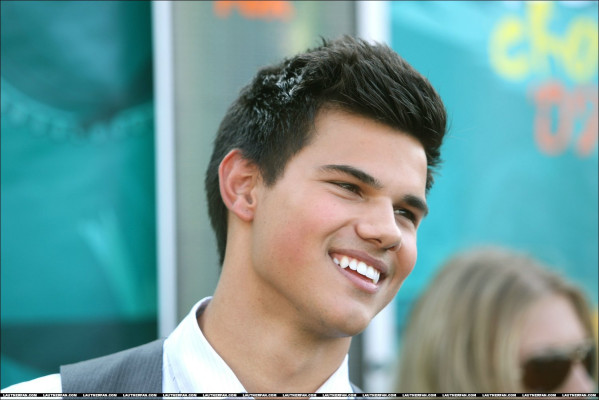 Taylor Lautner pic #257061