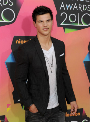 Taylor Lautner pic #257900