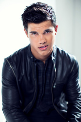 Taylor Lautner pic #195416