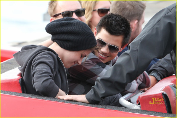 Taylor Lautner pic #261626