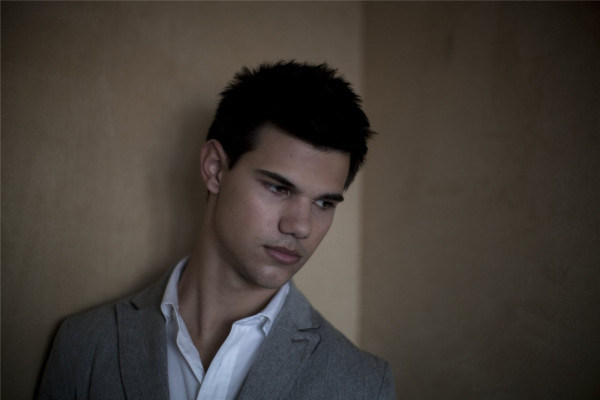 Taylor Lautner pic #205944