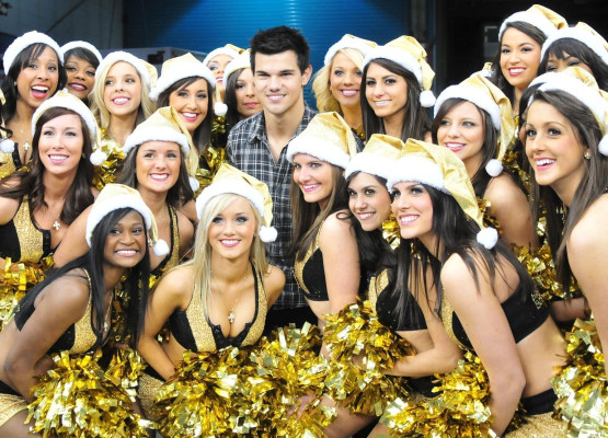 photo 16 in Taylor Lautner gallery [id317075] 2010-12-15 00:00:00