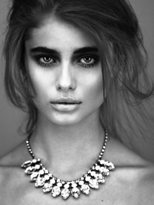 Taylor Hill pic #815278