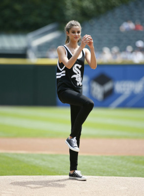 Taylor Hill pic #789763