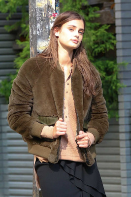 Taylor Hill pic #941627