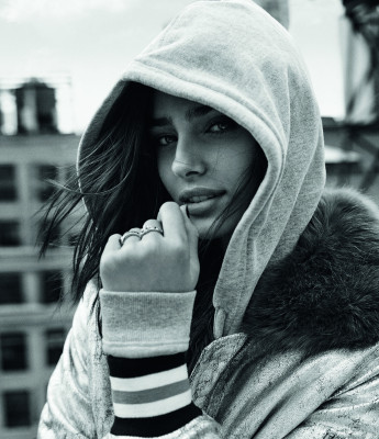 Taylor Hill pic #948490
