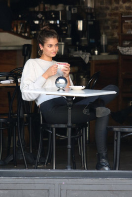Taylor Hill pic #947303