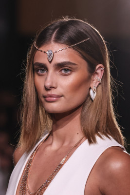 Taylor Hill pic #1273273