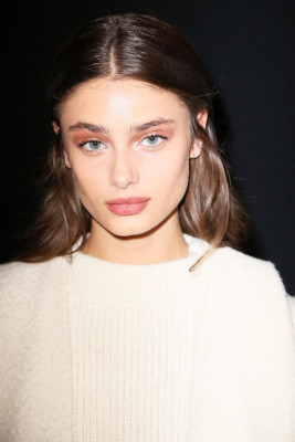 Taylor Hill pic #1133724