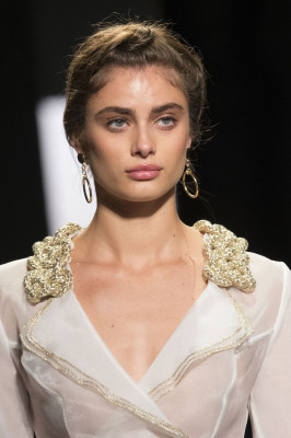Taylor Hill pic #1095146