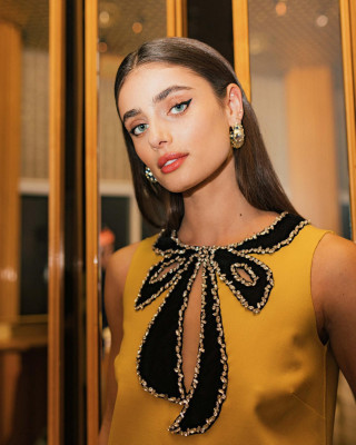 Taylor Hill pic #1301976