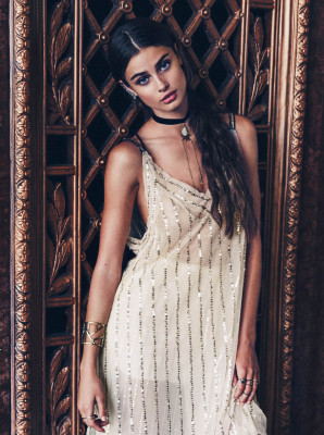 Taylor Hill pic #947011