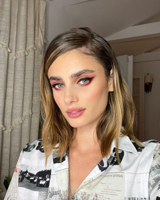 Taylor Hill pic #1282002
