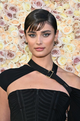 Taylor Hill pic #1342443